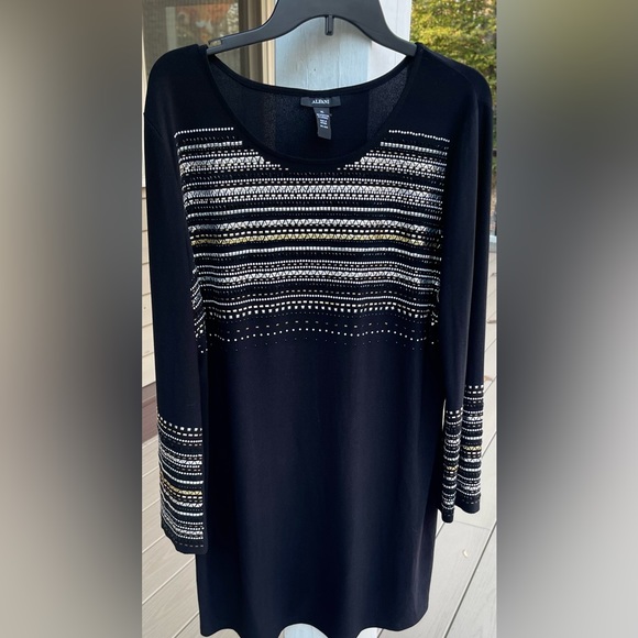 Women’s Alfani Top-95% Polyester and 5% Spandex with silver and gold decor - Picture 1 of 3
